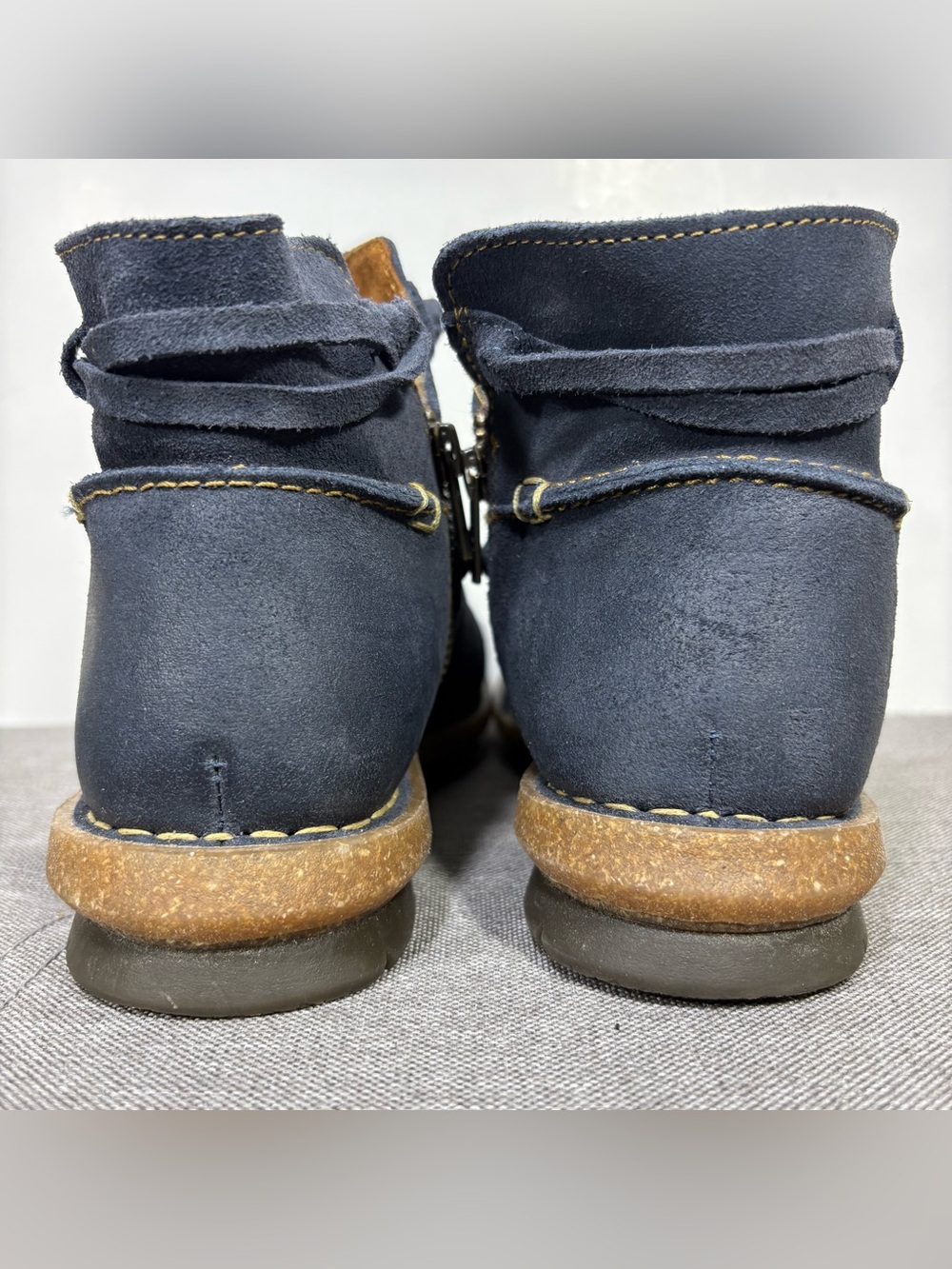 Born Tarkiln Suede Ankle Boots with Wrap Laces- woman’s 8 - Picture 6 of 13